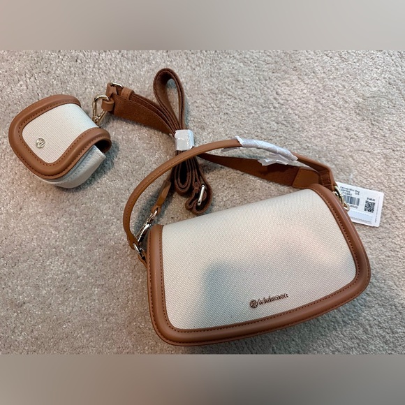 Lululemon canvas mini bag - Picture 2 of 4